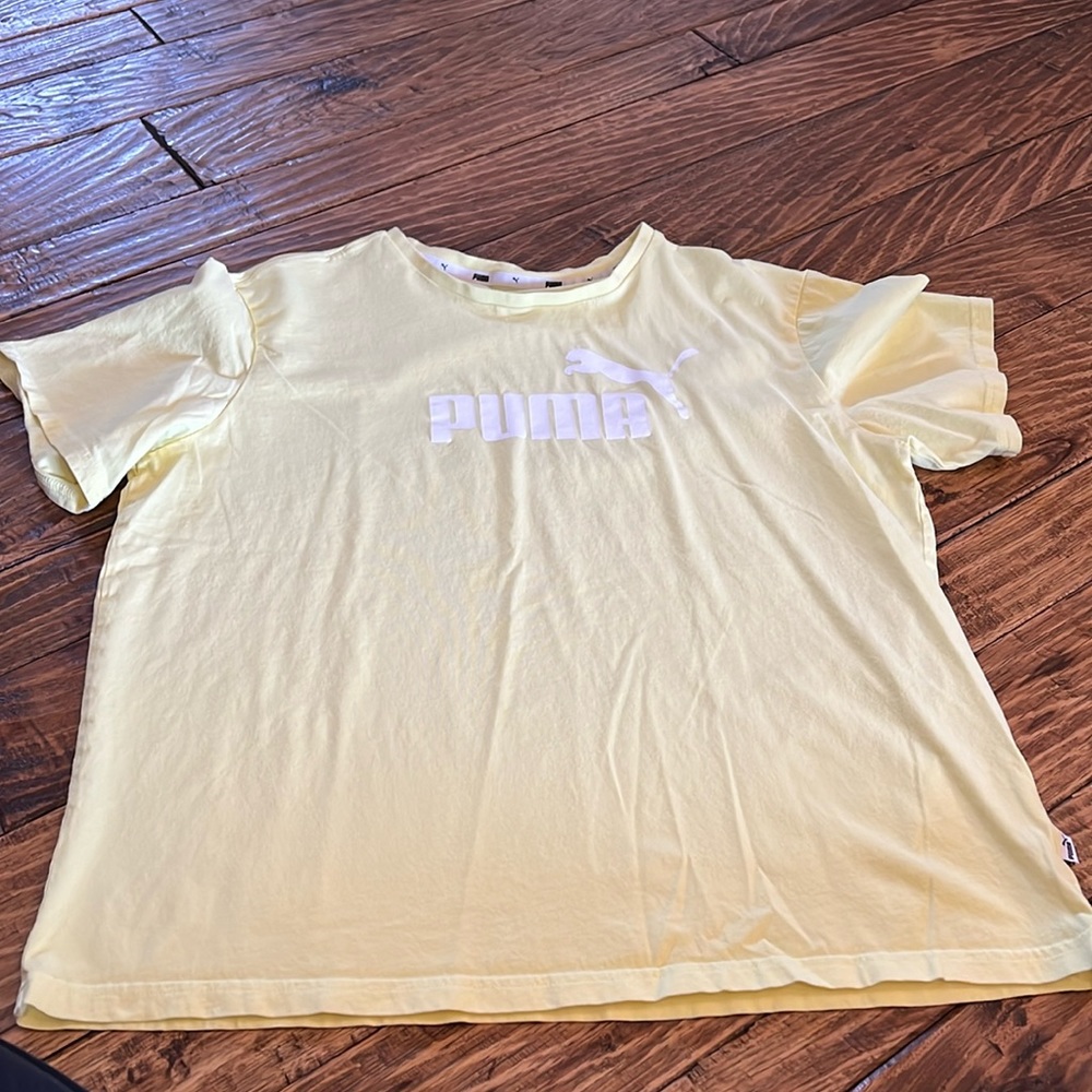 Puma tee shirt